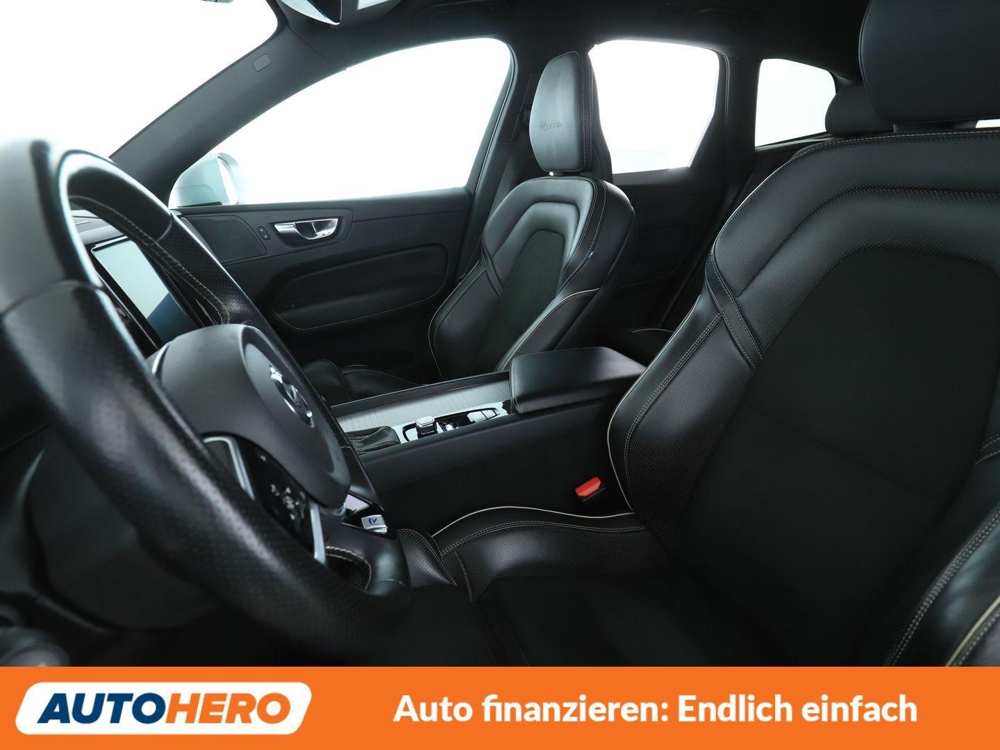 Volvo XC60 2.0 D4 R Design AWD Aut.*NAVI*LED*TEMPO*PDC