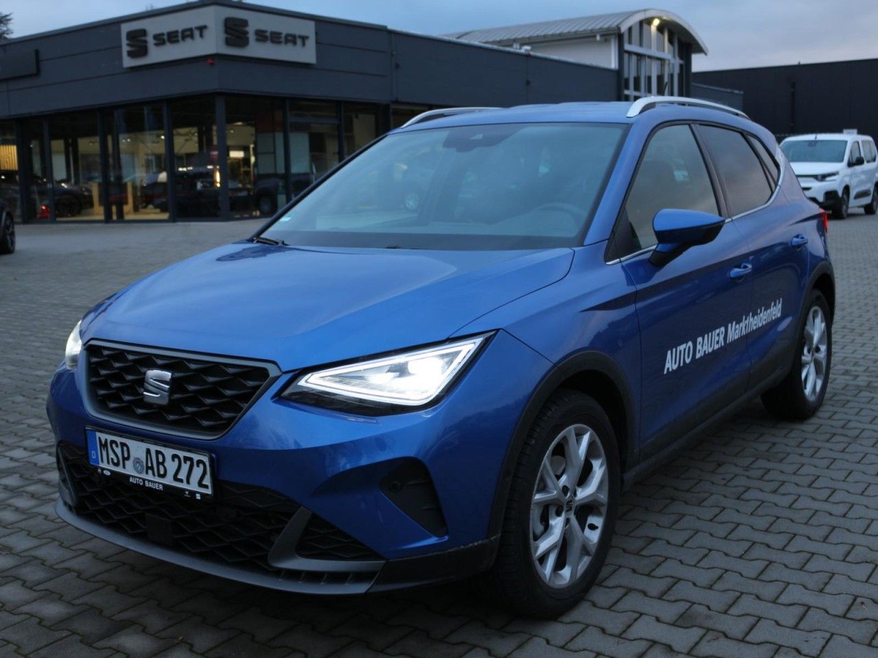 Fahrzeugabbildung SEAT Arona FR 1.0 TSI 115 PS 7-Gang-DSG VFW