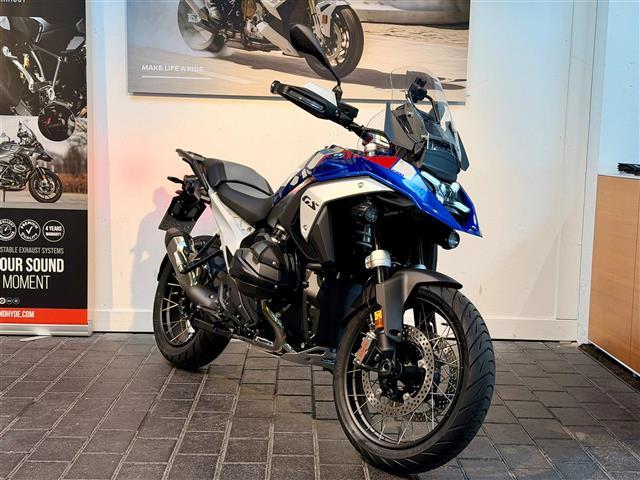 BMW R 1300 GS Alle 4 Pakete + Höhenverst.