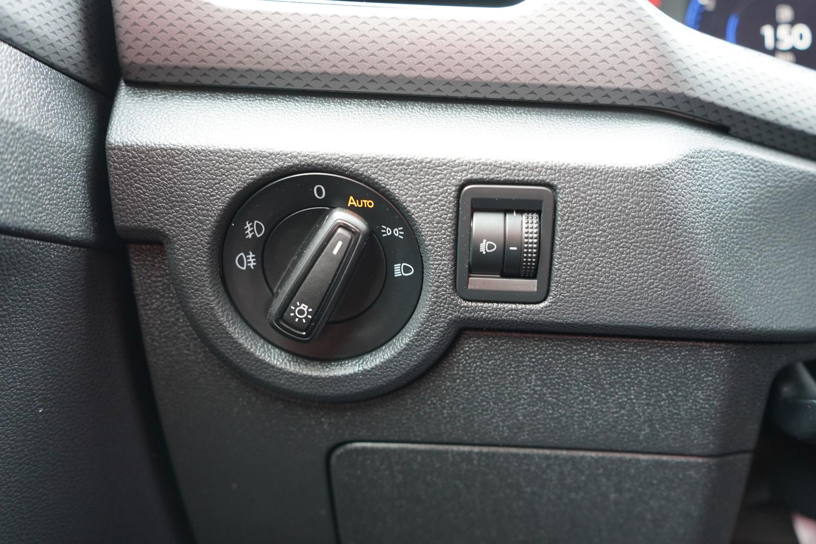Volkswagen T-Cross 1.0 Active App Connect Virtual Cockpit, миниатюра 28