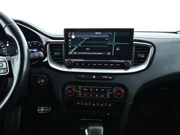 KIA XCeed - 11
