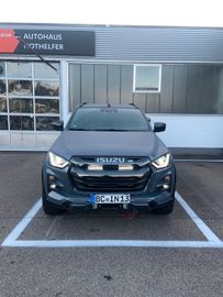 Bild 4 Isuzu D-Max Double Cab 4WD V-CROSS 1/2 Jahreswagen