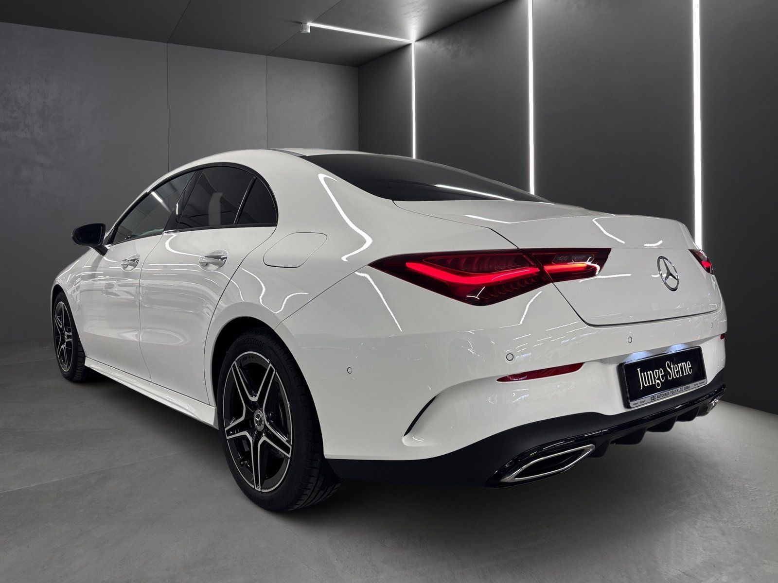 Fahrzeugabbildung Mercedes-Benz CLA 200 AMG*Pano*Distro*360°*Totwink*Night*Sound