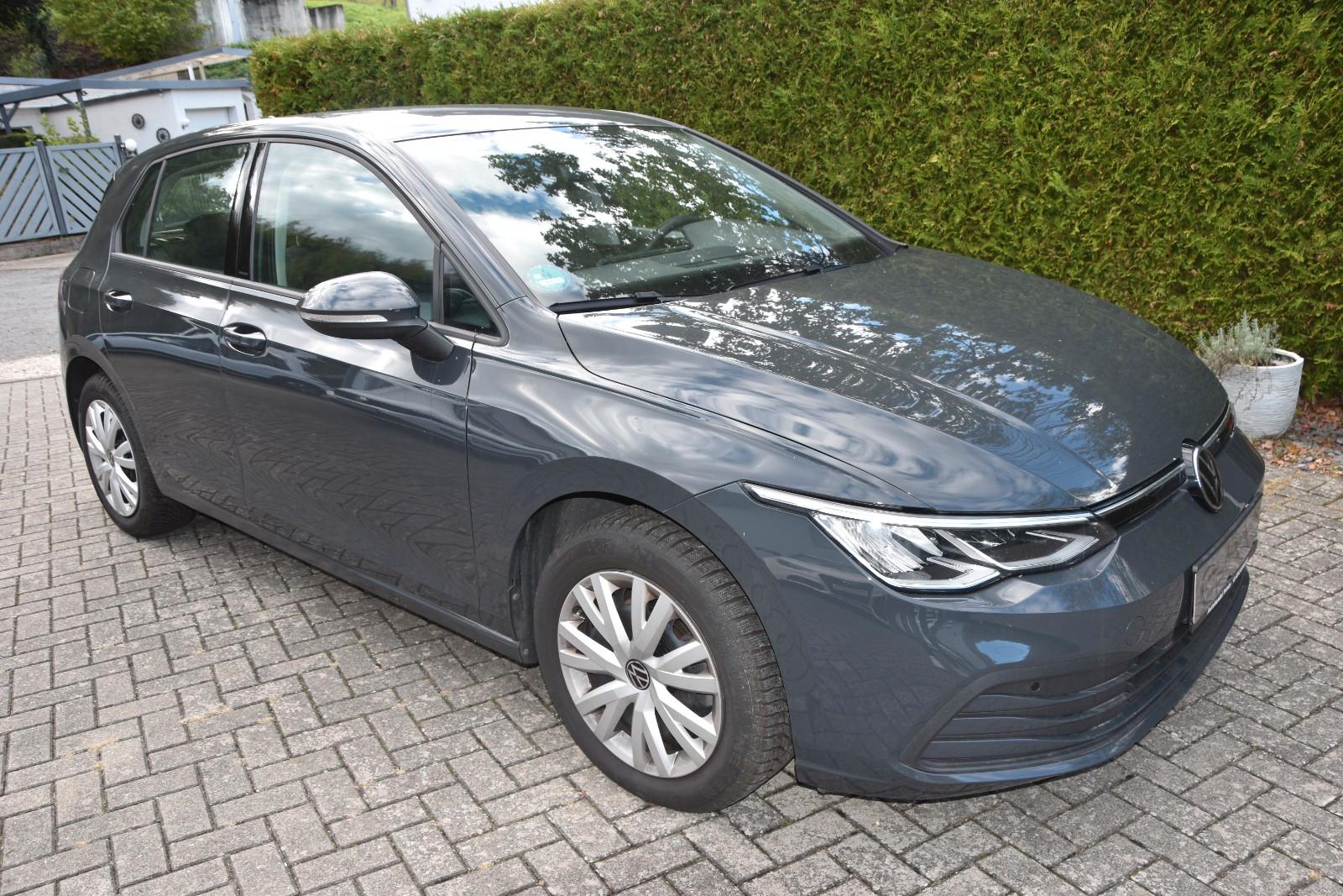 Volkswagen Golf VIII Lim. Life eTSI