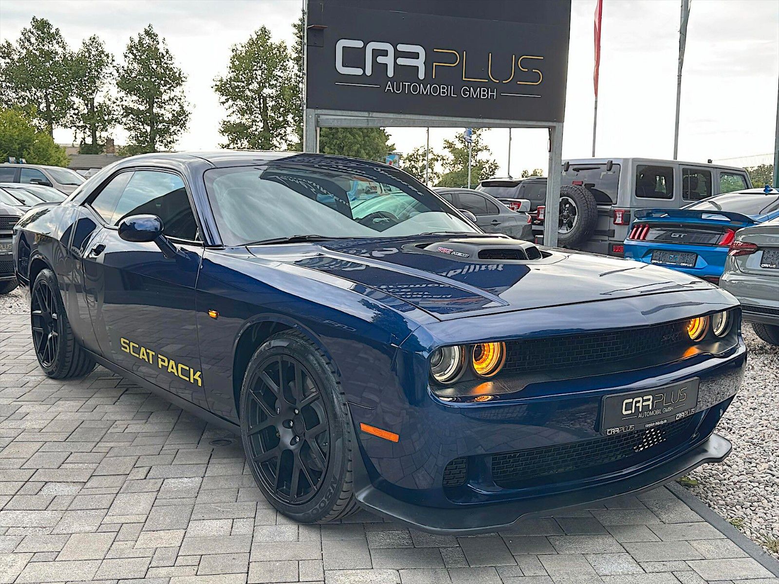 Fahrzeugabbildung Dodge Challenger 6.4 V8 SRT 392 SCAT PACK SHAKER Perf.