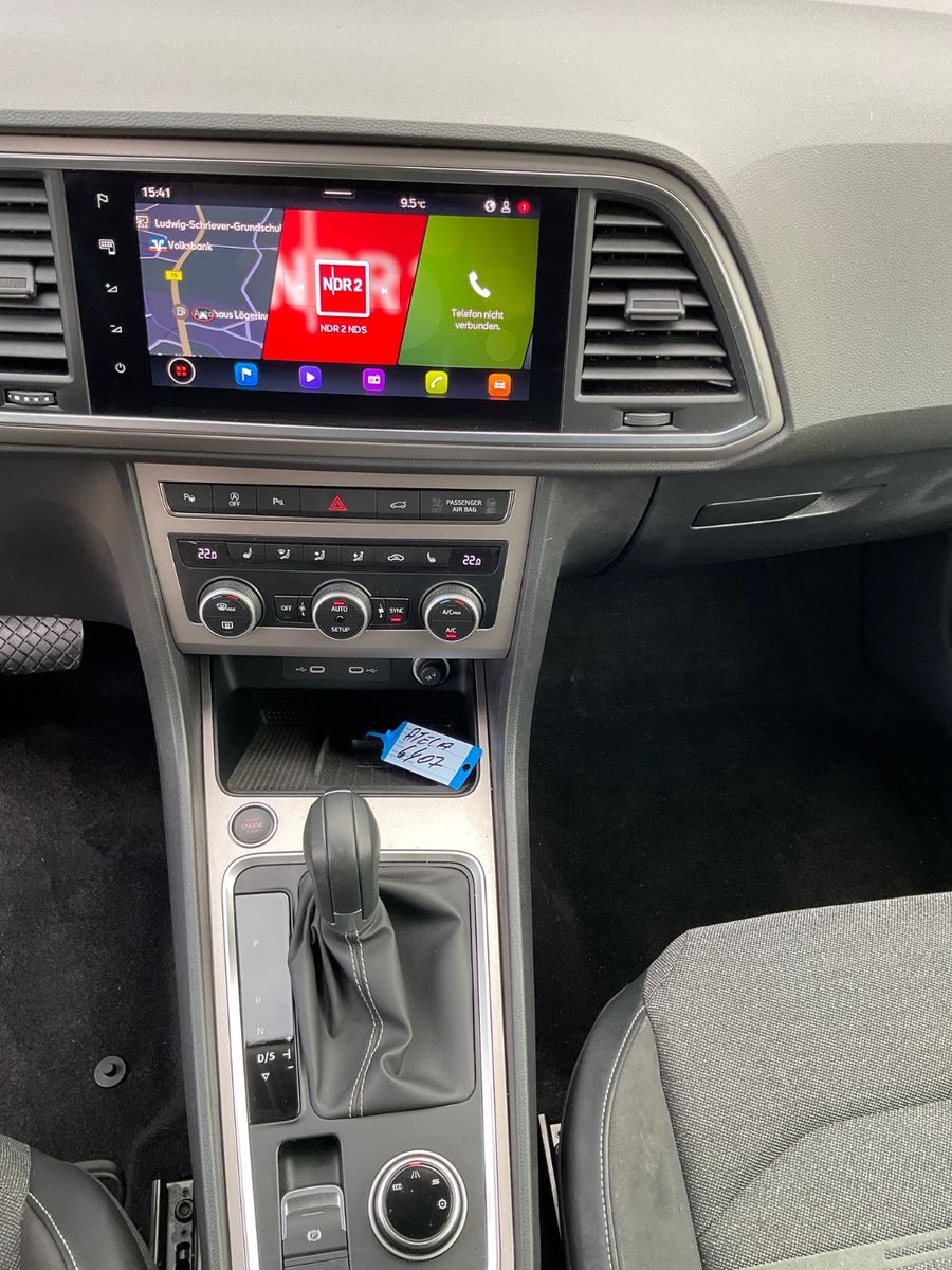 Fahrzeugabbildung SEAT Ateca 1.5 TSI Xperience DSG,Kamera,Navi,LED