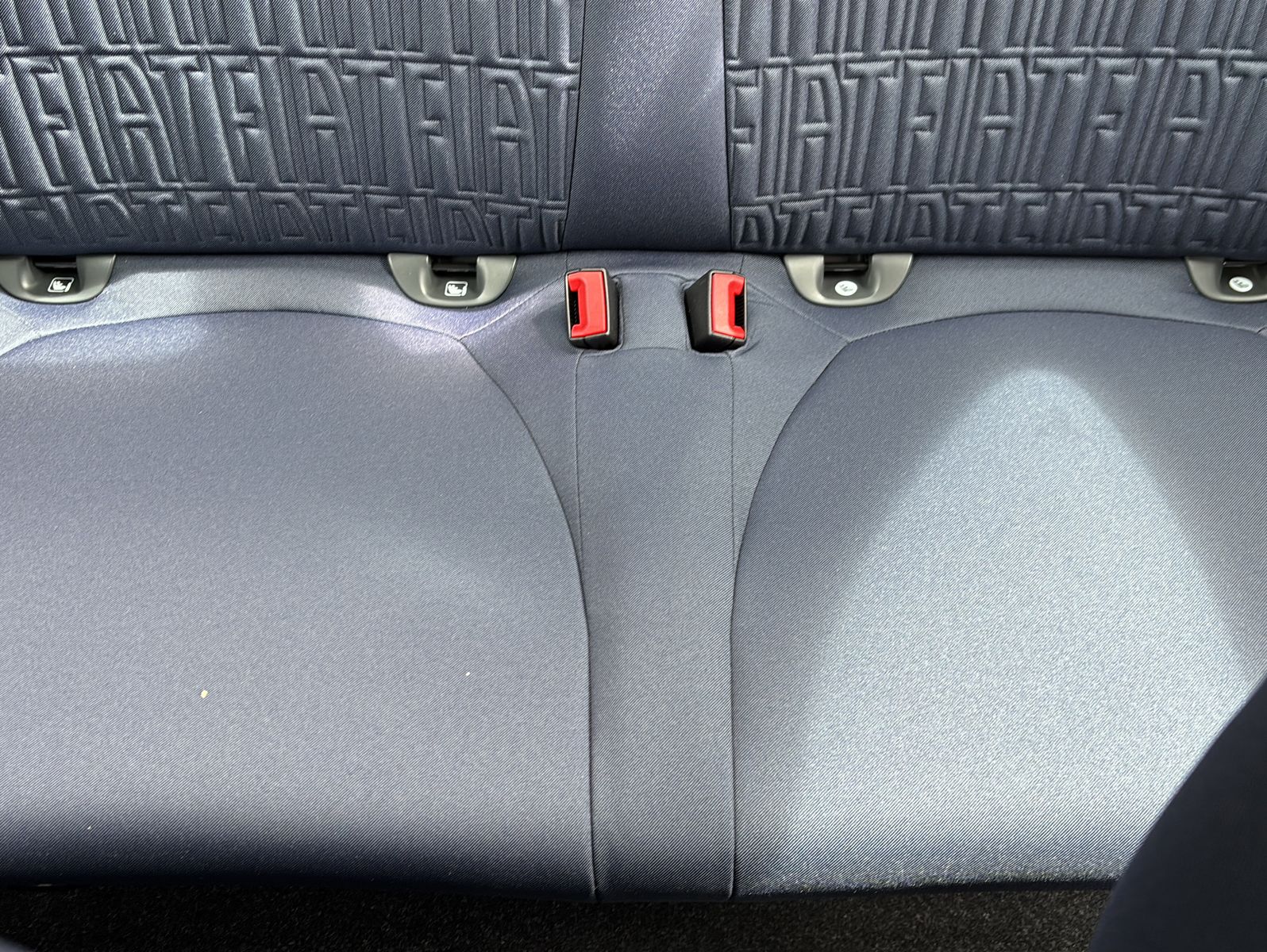 Fahrzeugabbildung Fiat 500 1.0 Hybrid Club