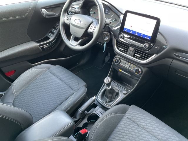Fahrzeugabbildung Ford Puma 1.0 EcoBoost Mild Hybrid Titanium Navigatio