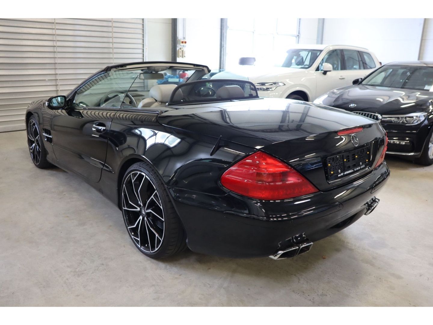 Fahrzeugabbildung Mercedes-Benz SL 500 Roadster V8 GRA Leder Navi Xenon 20"LM