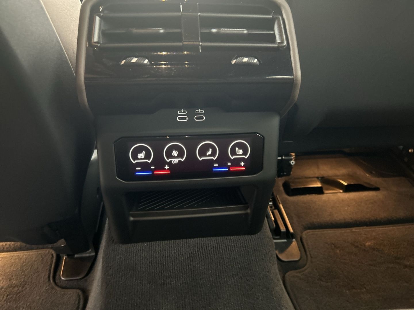 Fahrzeugabbildung BMW 520 d xDriveTouring,M Sport,Standheizung,HeadUp,