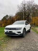 Volkswagen Tiguan Allspace 2.0 TSI OPF 140kW DSG 4MOTIO... - Volkswagen Tiguan Allspace: Privatanbieter