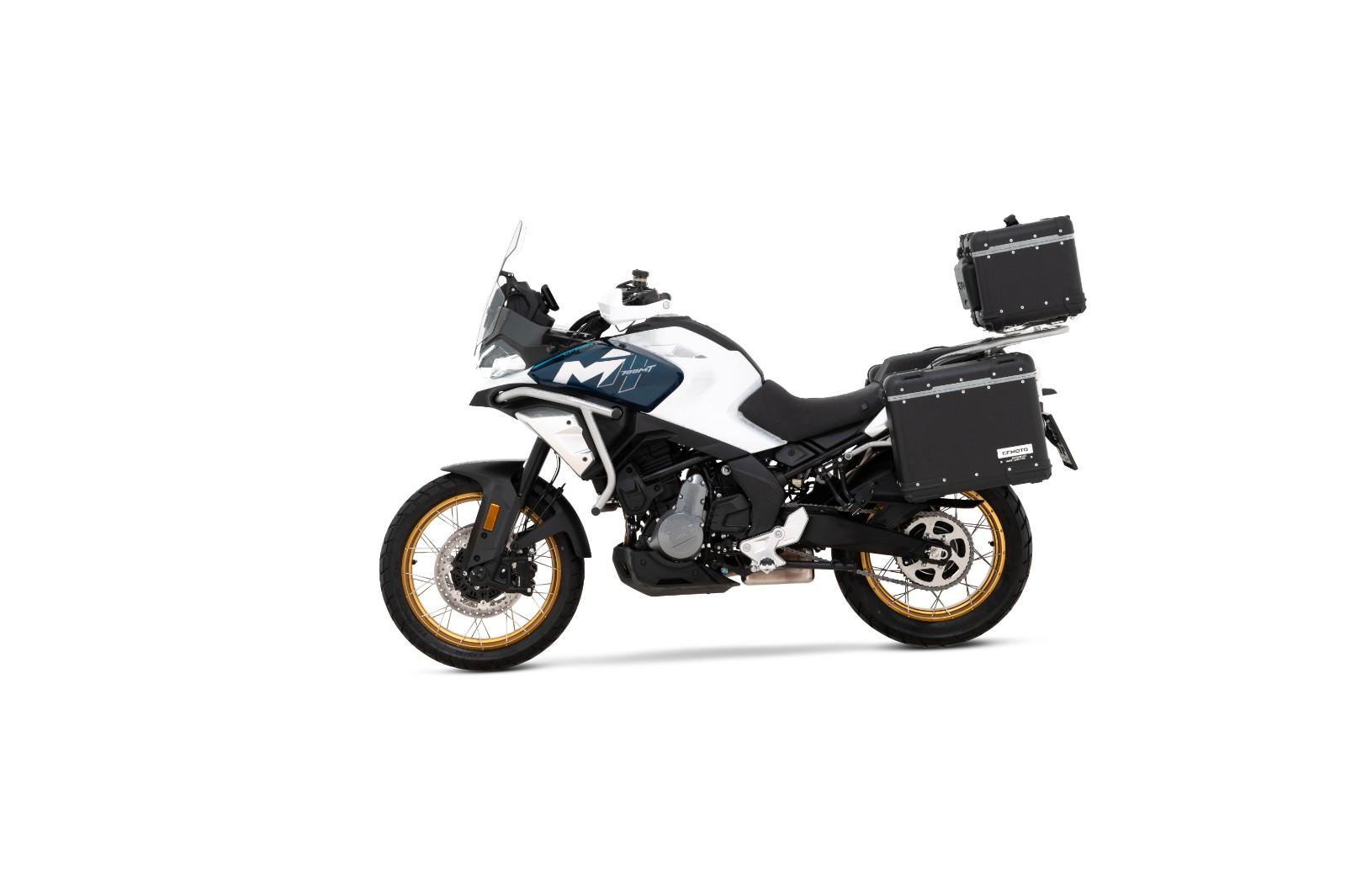 CFMOTO 700 MT inkl. Kofferset und Sturzbügel