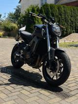 Yamaha MT 09 - YAMAHA MT09