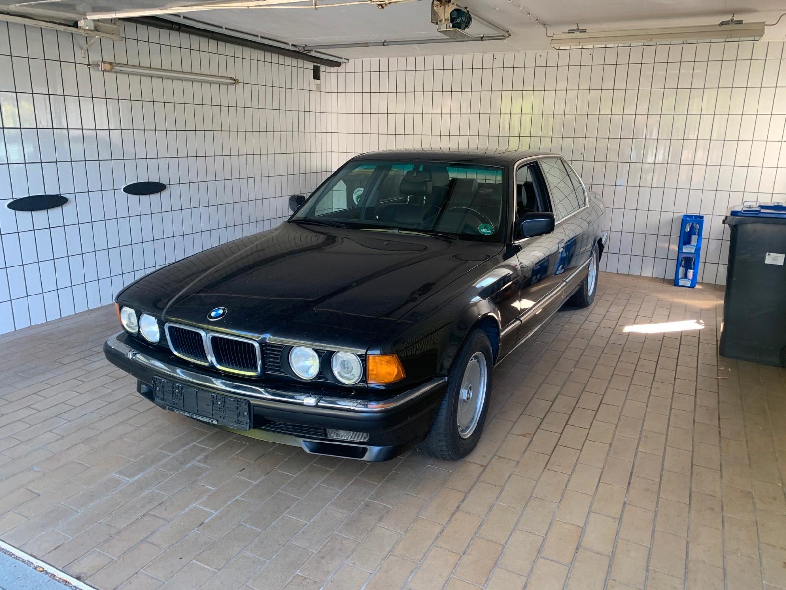 BMW 750 IL Langversion Vorstandsfahrzeug