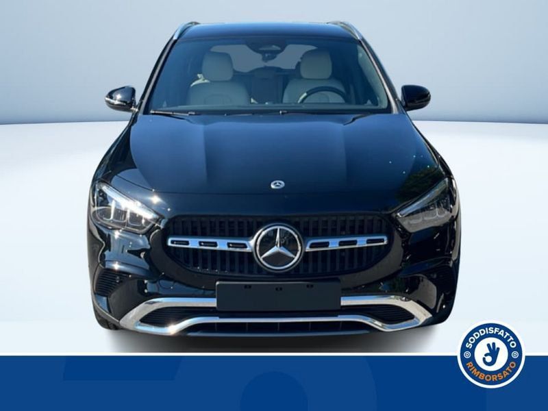 Mercedes-Benz GLA 180 Automatic Advanced Progres imagem 3