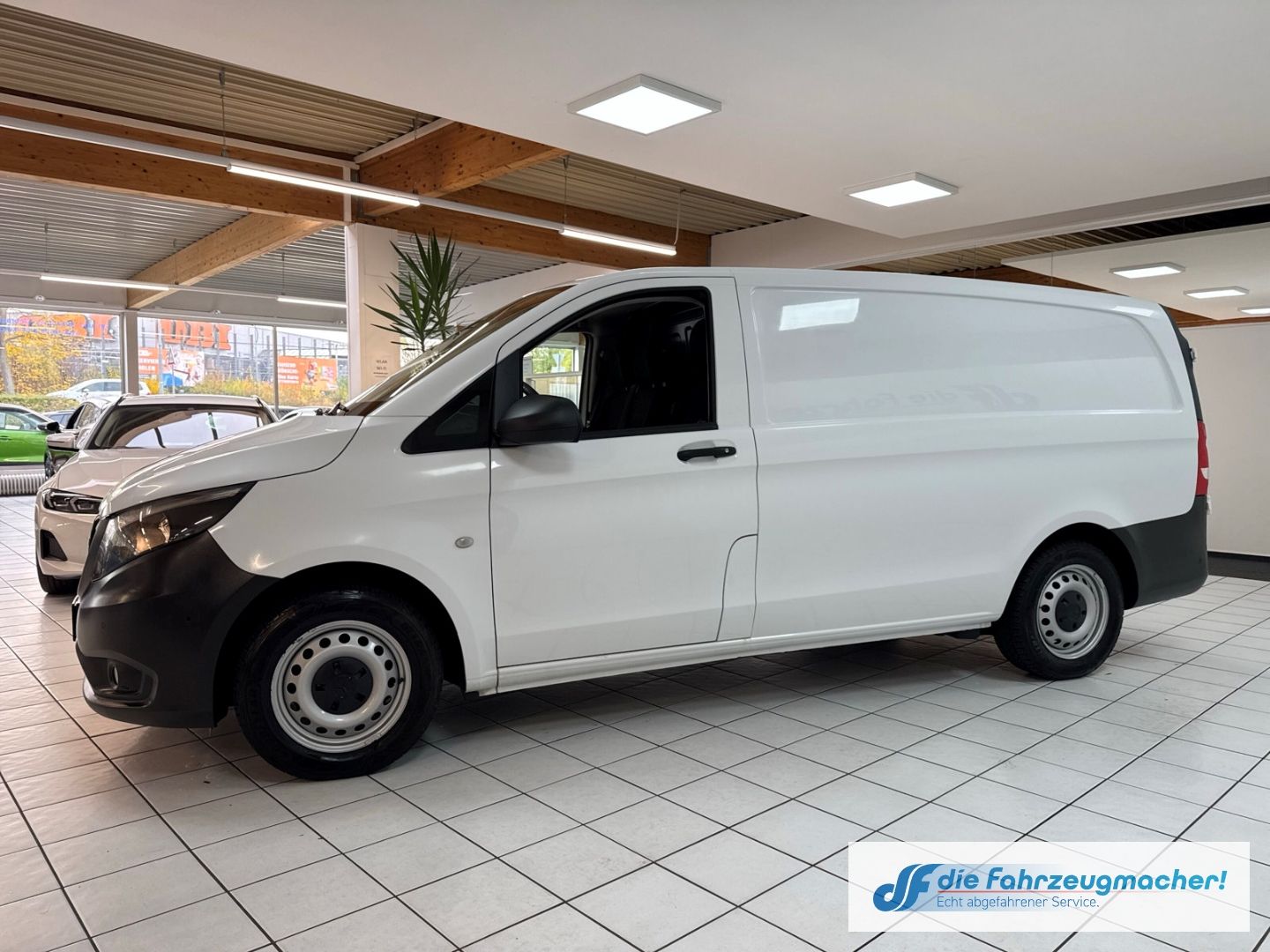 Fahrzeugabbildung Mercedes-Benz Vito Kasten 114 CDI BT RWD lang  Parklenkass. Te