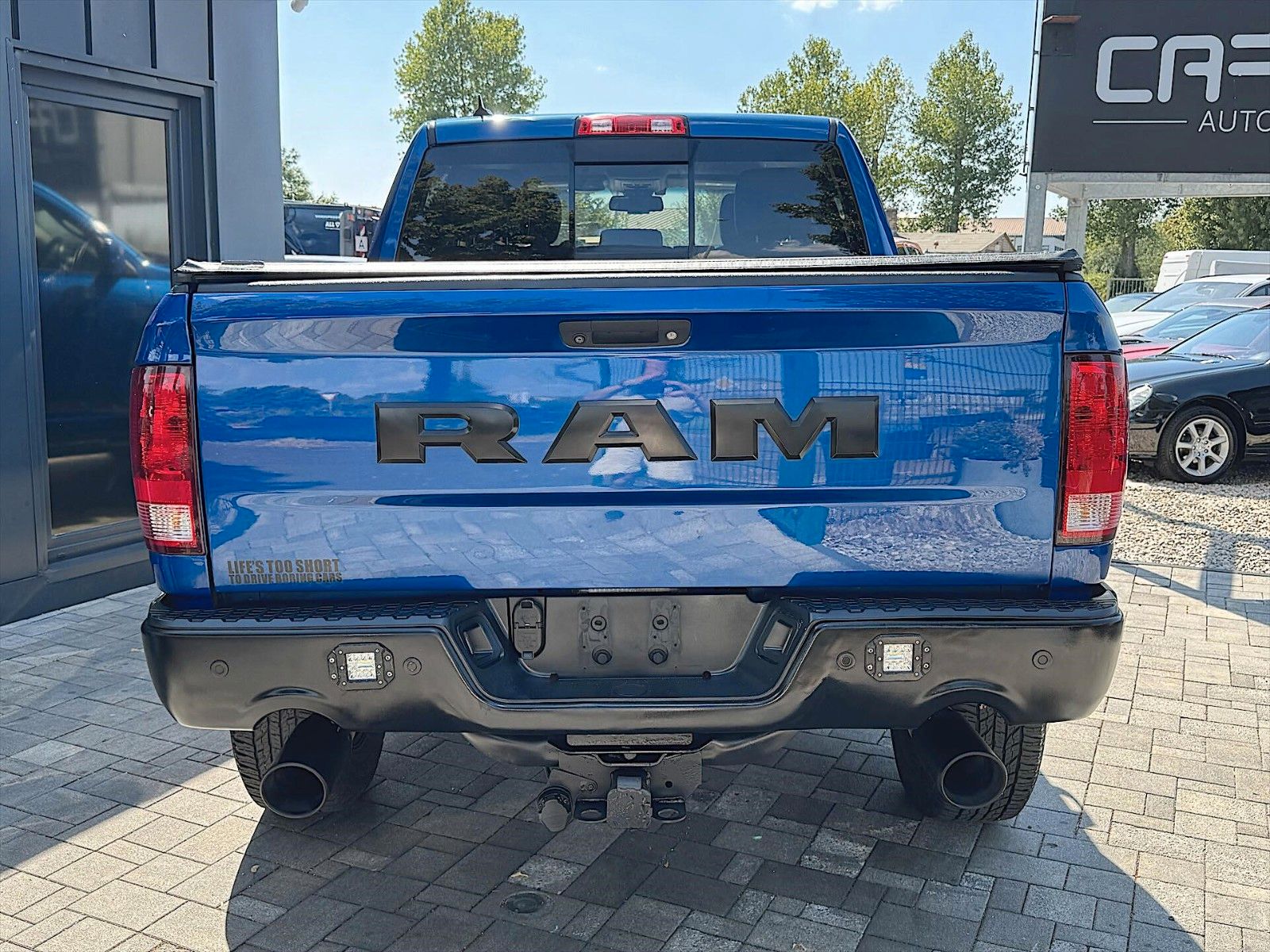 Fahrzeugabbildung Dodge RAM 5.7 V8 HEMI Sport NIGHT Body Lift 4x4 LED