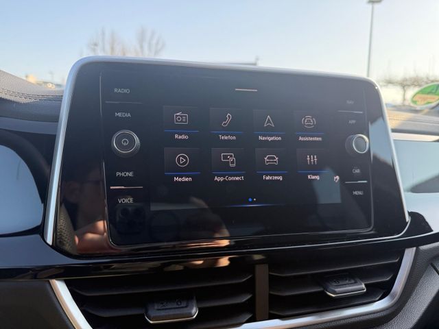 T-Roc R-Line 1.5 TSI DSG Navi Rear View CarPlay
