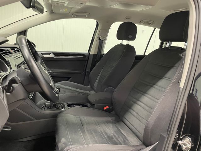 Touran Highline 1.5 TSI NAVI ACC LED