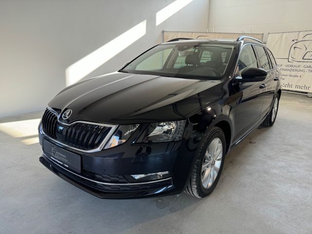 Skoda Octavia Combi 2.0 TDI Style/AHK/SHZ/NAVI/KAMERA