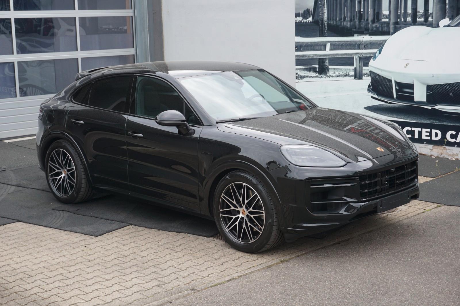 Porsche Cayenne E Coupe*BLACK EDITION* SportDesign Paket