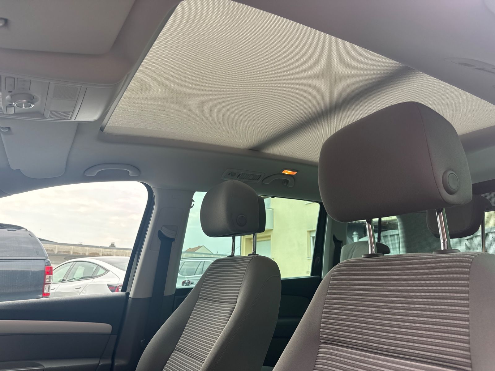 Fahrzeugabbildung SEAT Alhambra Style,Navi,Kamera,Panorama,DAB ,SH, +WR