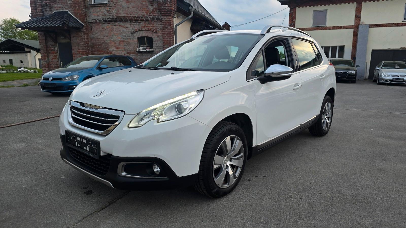 Peugeot 2008 Allure 1.6eHDi Leder LED 1.Hand Klimatronik
