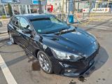 Ford Focus 2,0 EcoBlue 110kW ST-Line, TÜV Neu, 8-fach - Ford Focus: 1.8