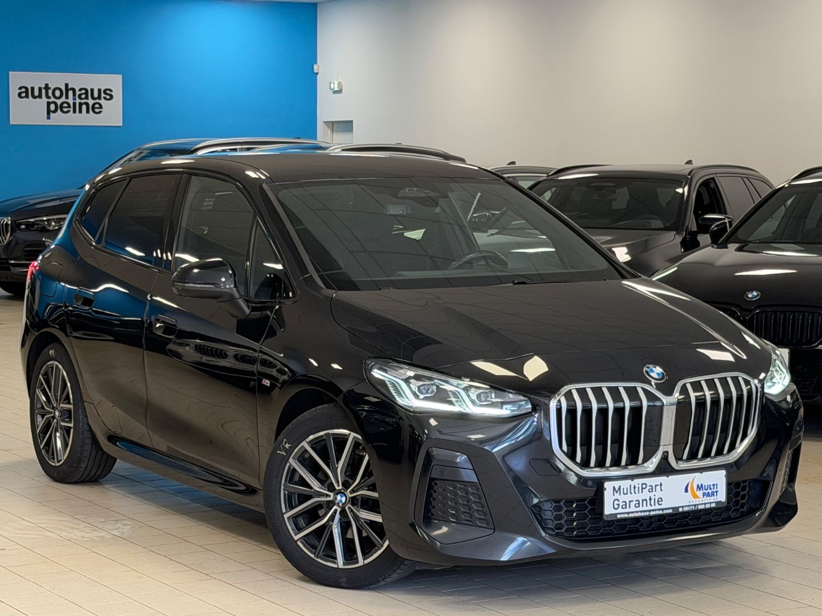 BMW 218d AT M Sport HUD/AHK/Fern&amp;ParkAss+/KeyLessGo