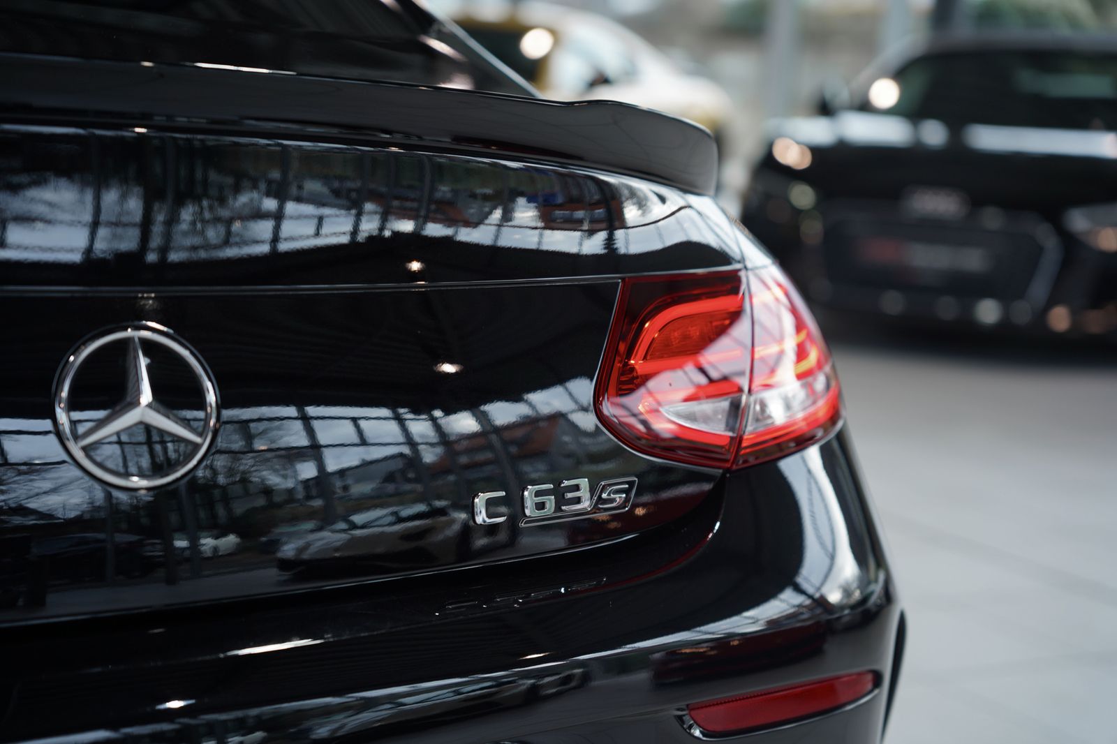 Mercedes Benz C 63 Amg