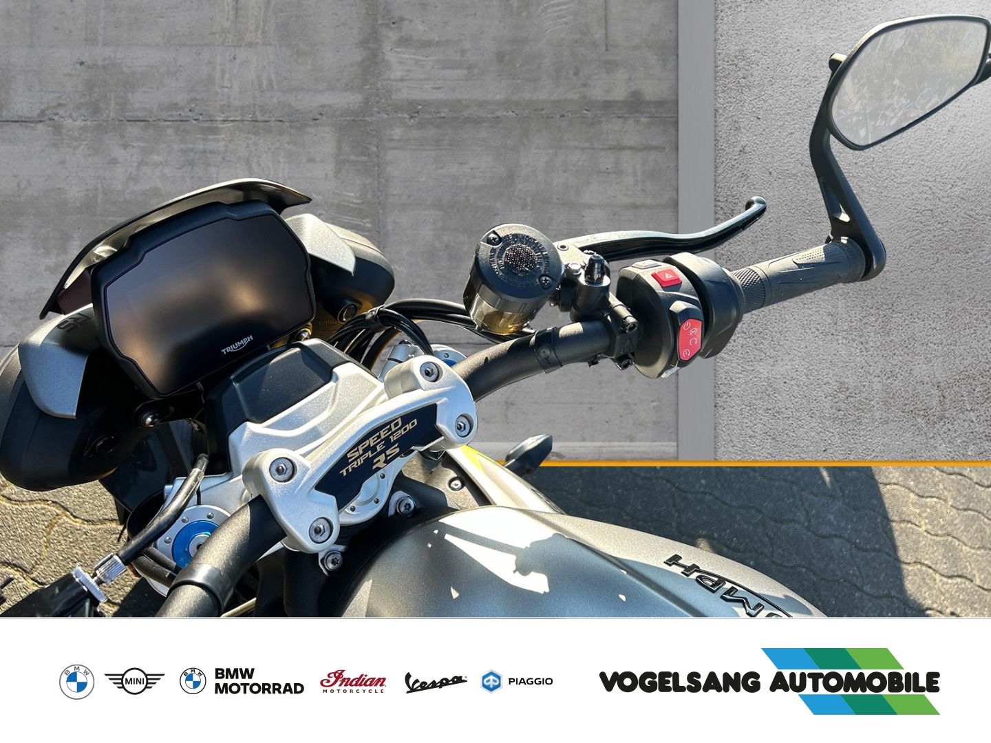 Fahrzeugabbildung Triumph Speed Triple 1200 RS, Tempomat, Heizgriffe, kurz