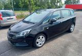 Opel Zafira Tourer.Automatic.Klima.Navi.AHK. - : Van, Automatic