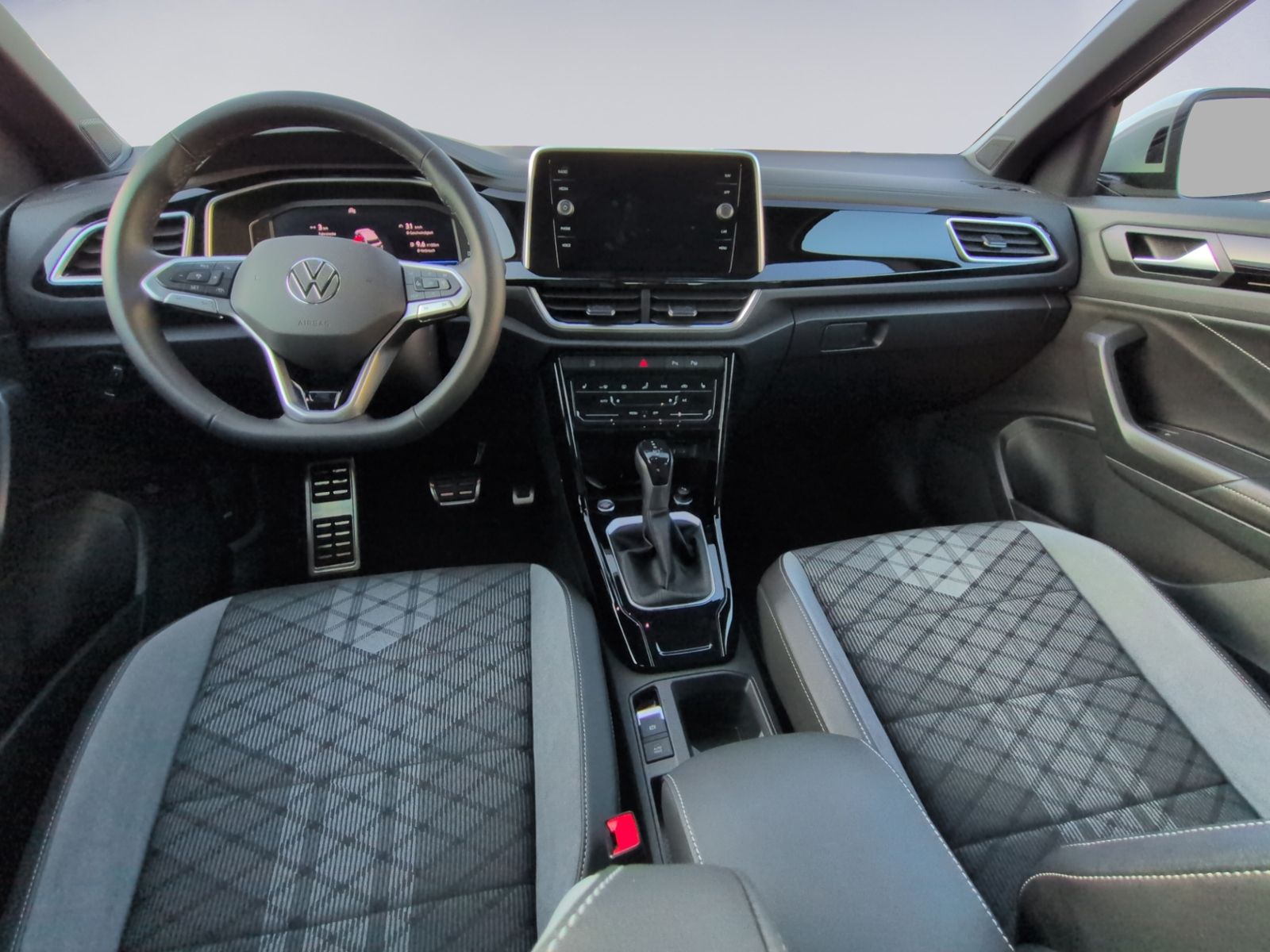 T-Roc 1.5 TSI DSG R Line ACC+KAMERA+APP