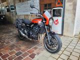 Kawasaki Z 900 RS mit viel Zubehör nur 9200Km - KAWASAKI V 900 RS