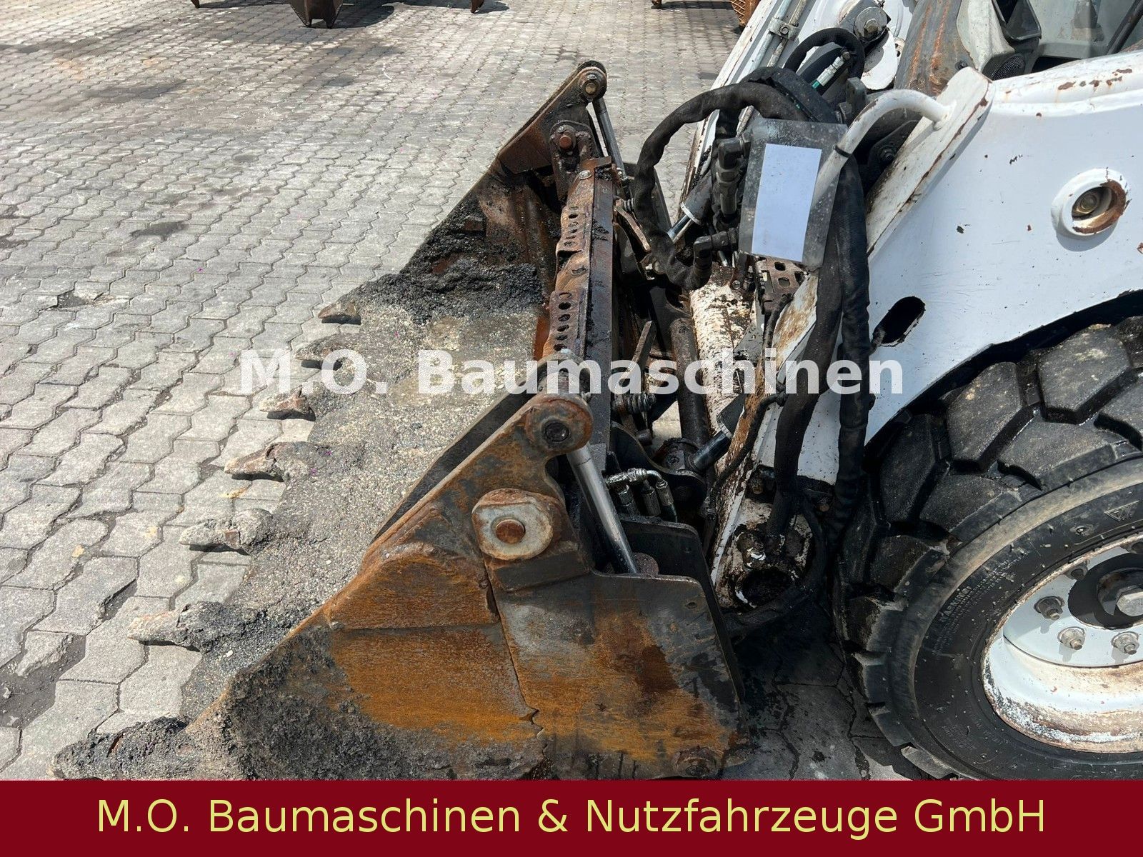 Fahrzeugabbildung Bobcat S 450 / Kompaktlader / SW/