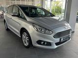 Ford S-Max S-MAX Business*Navi*AHK.*Sp.Sitze*1.Hand - silberne Ford S-Max