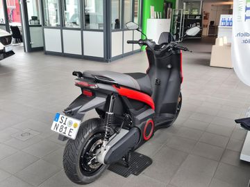 Fahrzeugabbildung SEAT Mo 125 eScooter