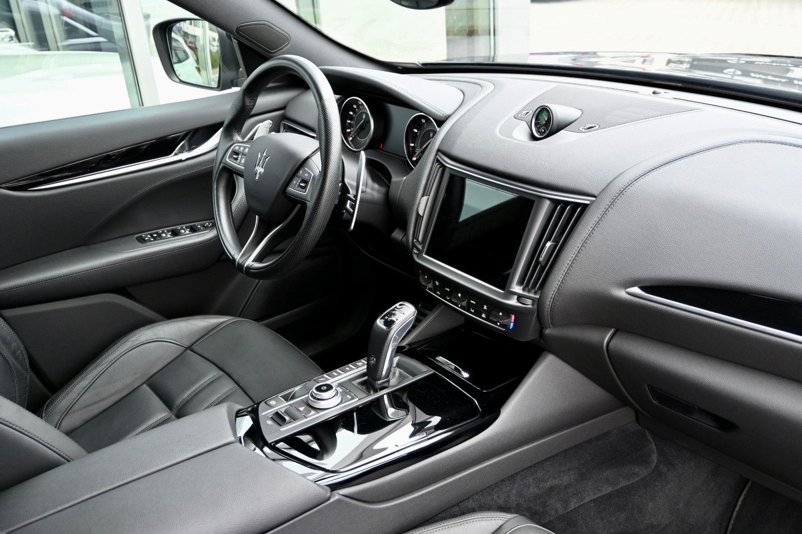 Fahrzeugabbildung Maserati Levante S Q4 GRANSPORT °ACC°MATRIX°360°KAMERA°