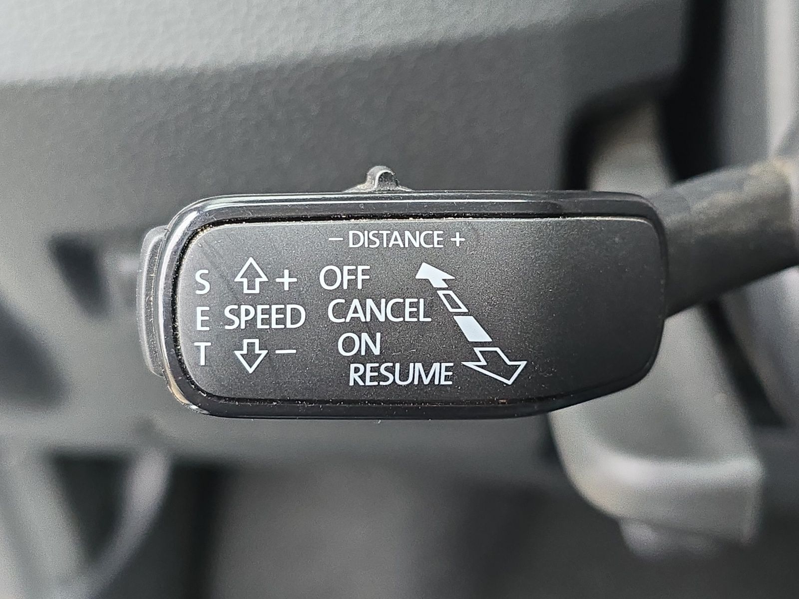 Fahrzeugabbildung SKODA Fabia Combi Drive 125 1.0 TSI KLIMA DAB SMART LI