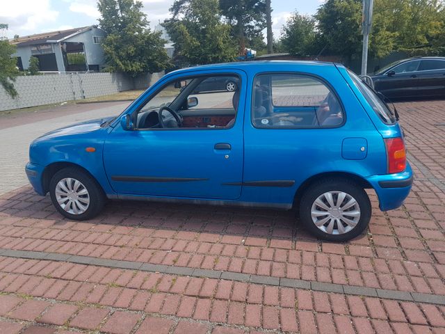 Nissan Micra 1.0  Automatik Klima 93tkm TÜV neu