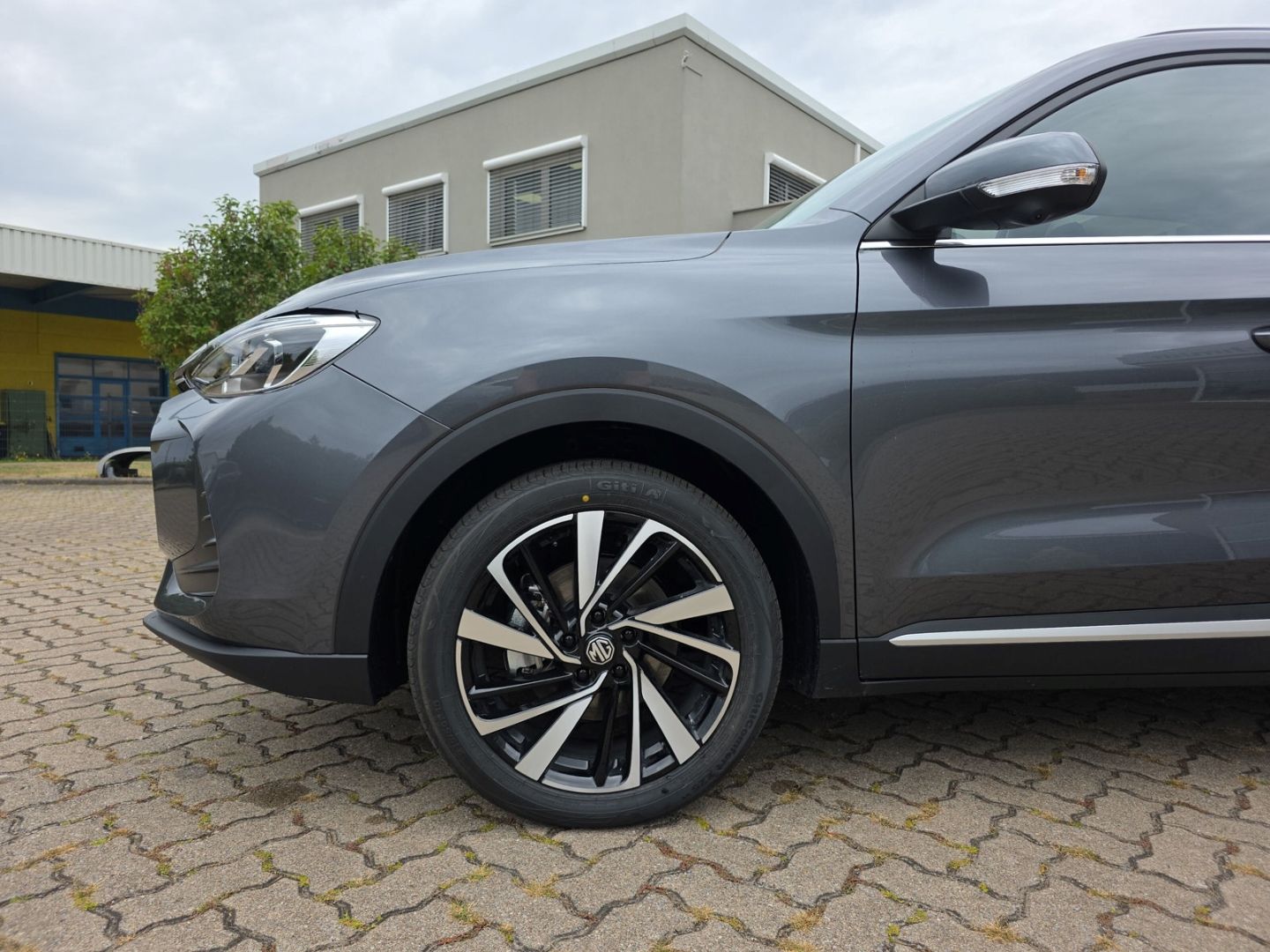 MG ZS