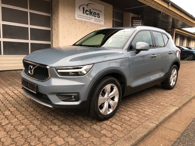 Volvo XC40 Momentum Pro 2WD