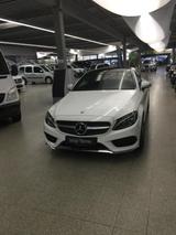 Mercedes-Benz C 180 AMG Line Autom. Pano; Kamera; Standheizung - Mercedes-Benz C 180: Coupé