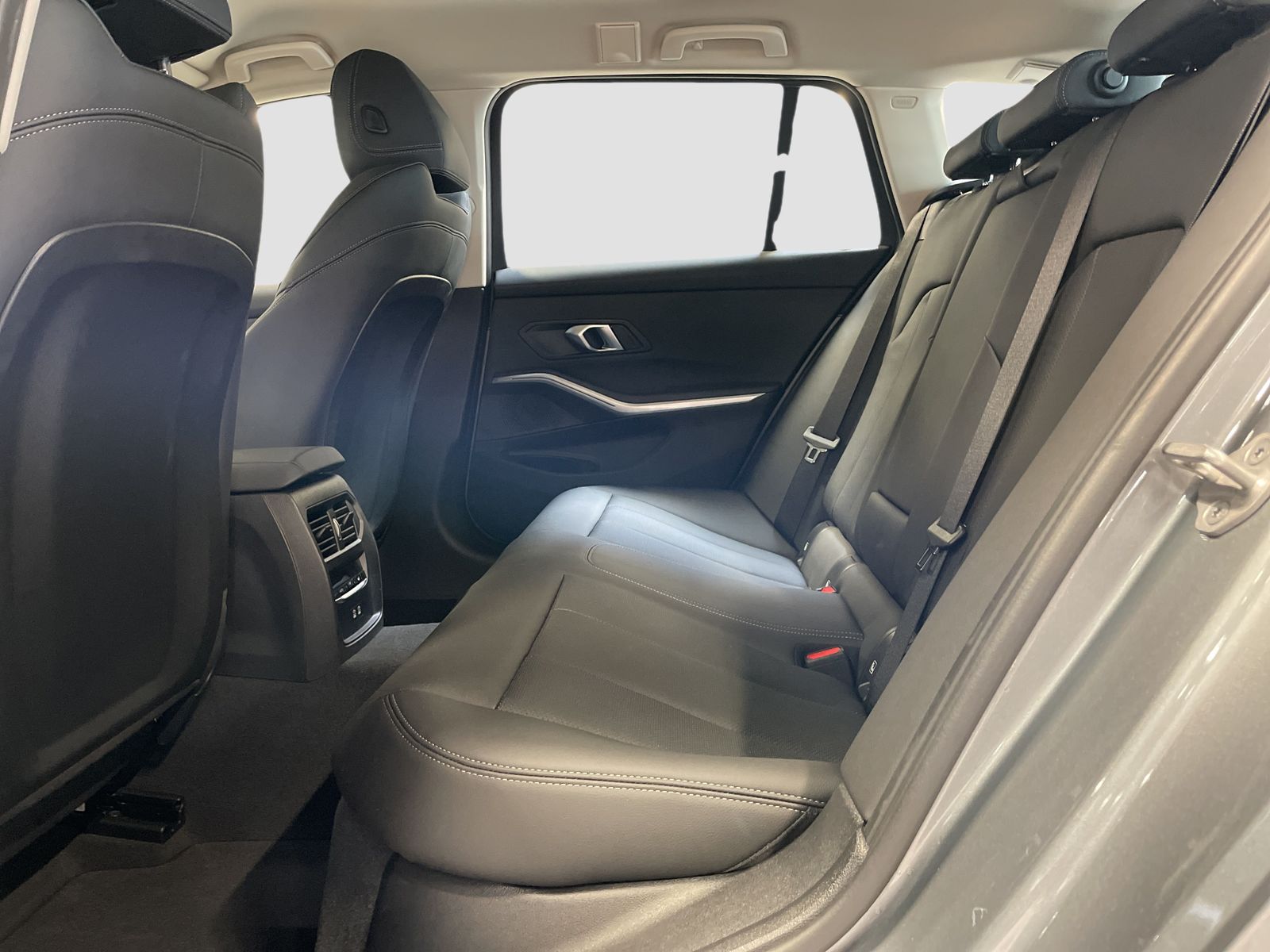 BMW 318 - Bild 13