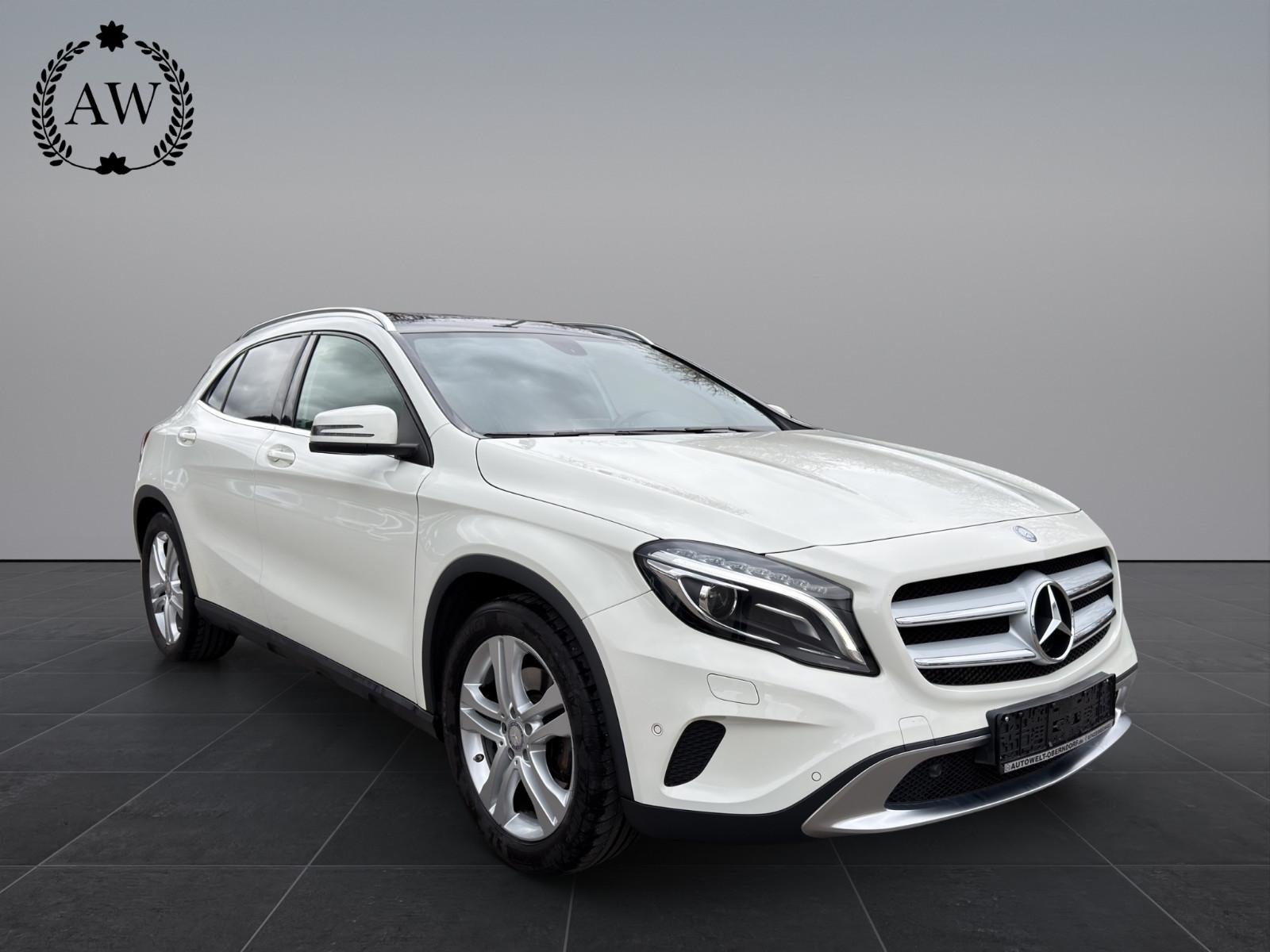 Mercedes-Benz GLA 250 Urban+Panorama+Bi-Xenon+Navi+R*Cam