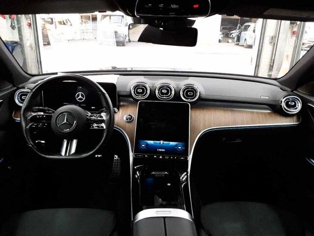 Fahrzeugabbildung Mercedes-Benz C 200 4M AMG R-Kamera+Ambiente+MBUX+Carplay+19"