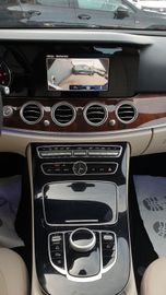 Mercedes E 200 - 11