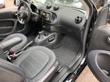 Smart fortwo 66kW DCT prime SPORT*PANO*NAV*SHZ*PTS*KAM - Smart Gebrauchtwagen von 2019