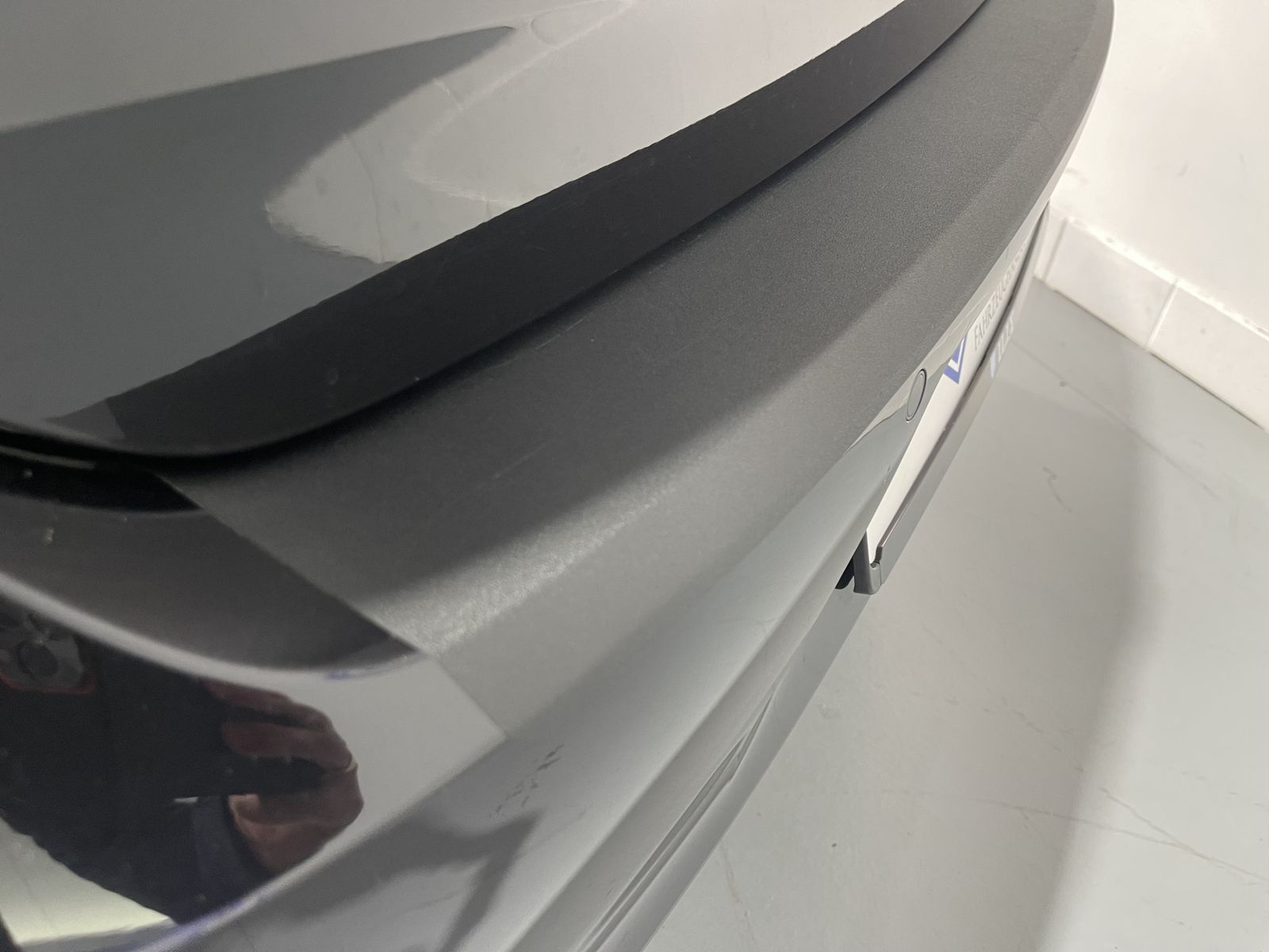 Fahrzeugabbildung Volkswagen Golf R-Line 2.0 TDI*SoftClose*LED*Cam*AHK*DVD*