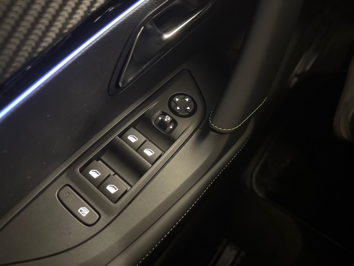 Peugeot 2008 - Bild 18